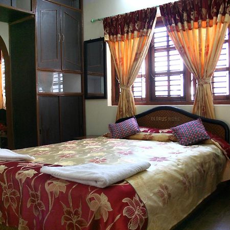 Elbrus Home Kathmandu Cameră foto